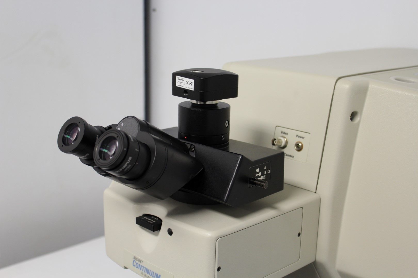 Thermo Scientific Nicolet Continuum, TIR Infrared Microscope BF DF